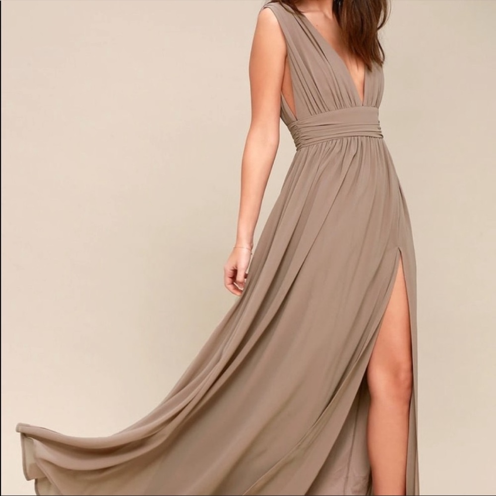 NWT Lulu’s Bridal Bridesmaids Taupe Heavenly Hues Dress Sz Medium